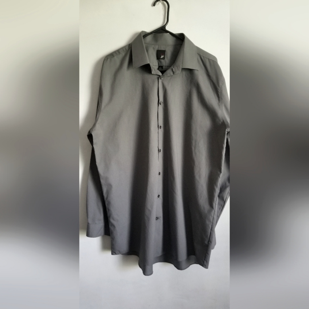 Men's slim fit JFerrar dress shirt dark grey cotton blend Sz 17-17 1/2/ 34-35